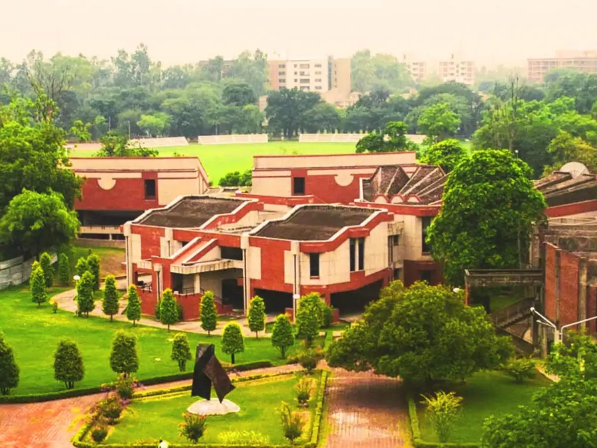 IIT Kanpur launches $1-billion fundraising campaign 