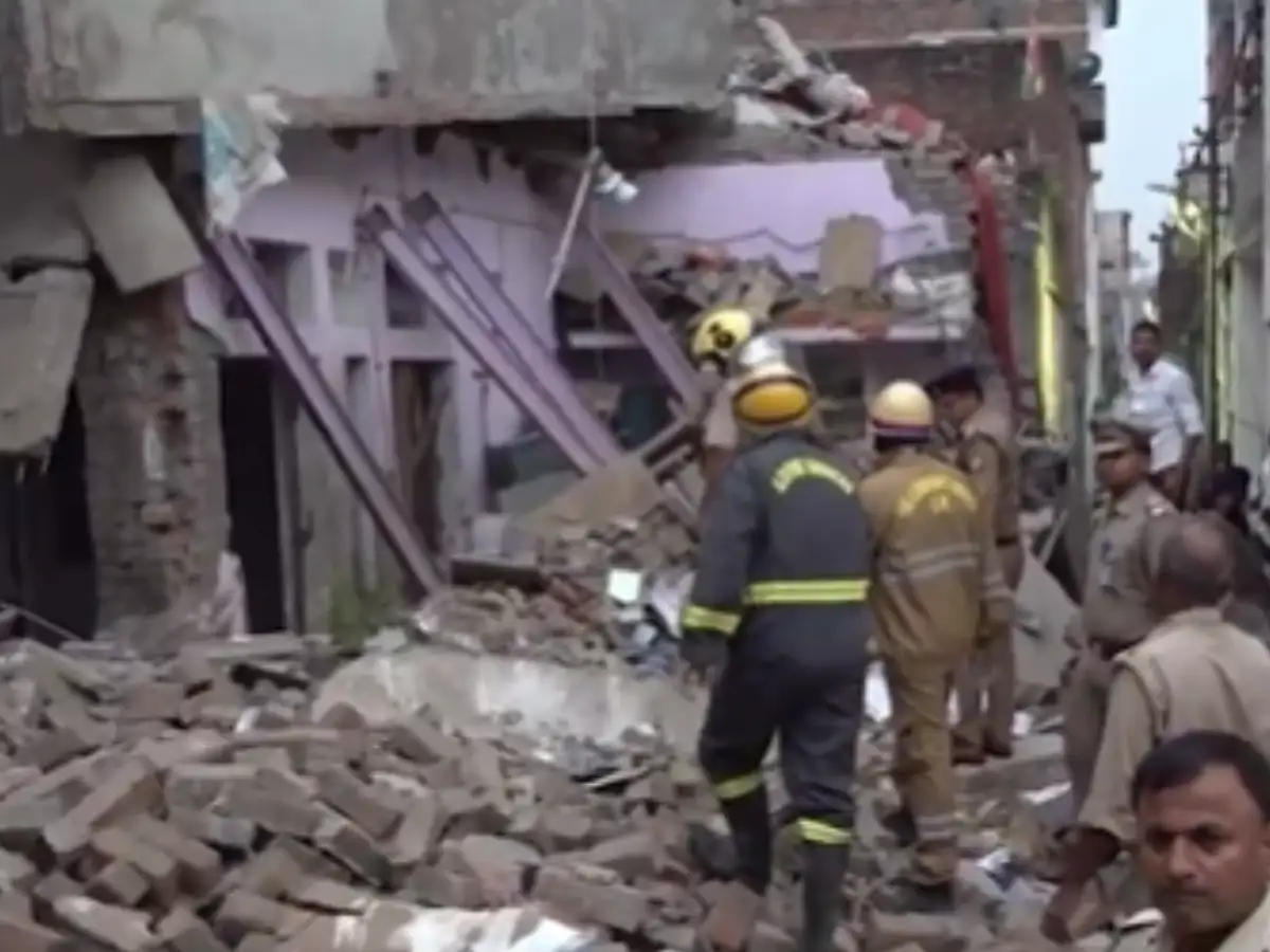 Building collapses after explosion at house in Varanasi 