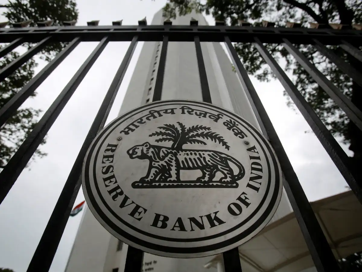 RBI clarifies interbank trades, ECBs coupons not part of FERR