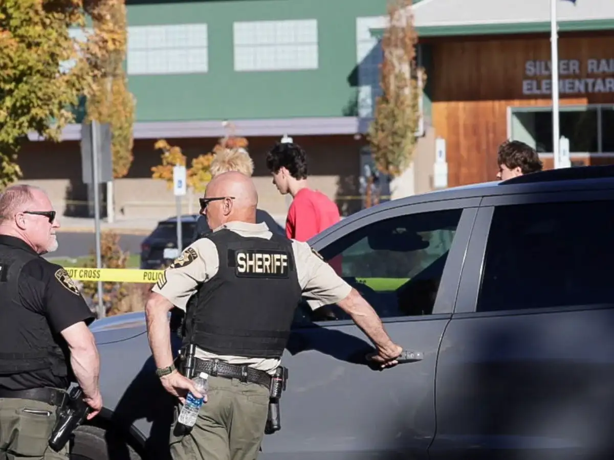 Oregon school shooting leaves 4 dead, including children; shooter killed 