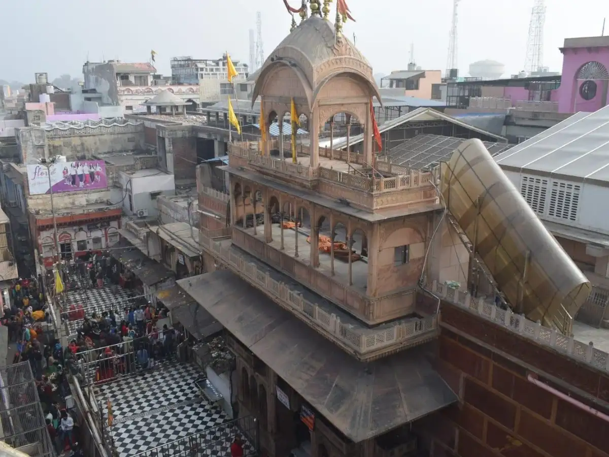 Banke Bihari Temple new rules: Why throwing pedas and flowers is banned now 