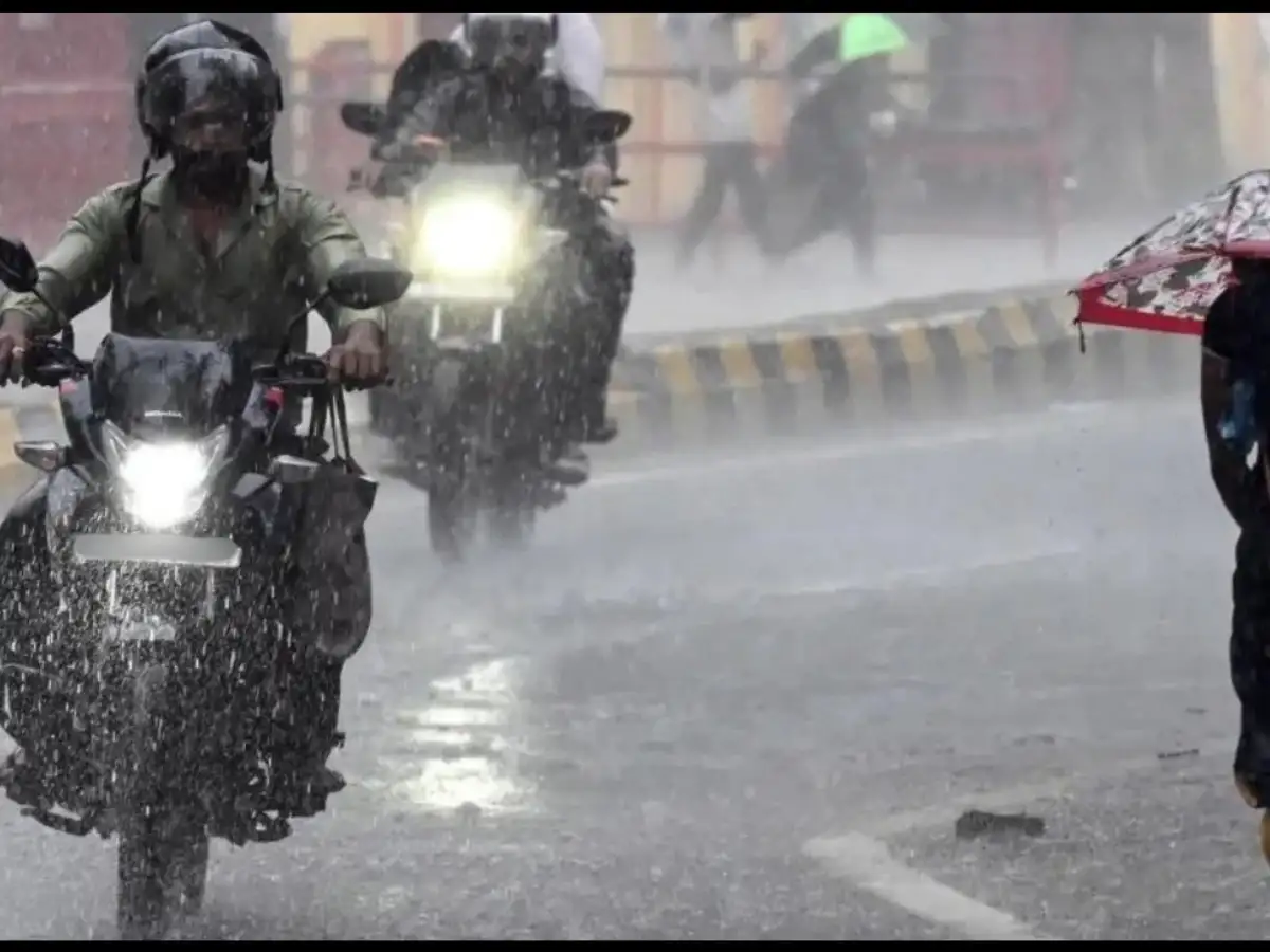Weather Tomorrow October 17: IMD predicts rain, thunderstorms and heavy showers across several states; check forecast for Delhi, Haryana and more 