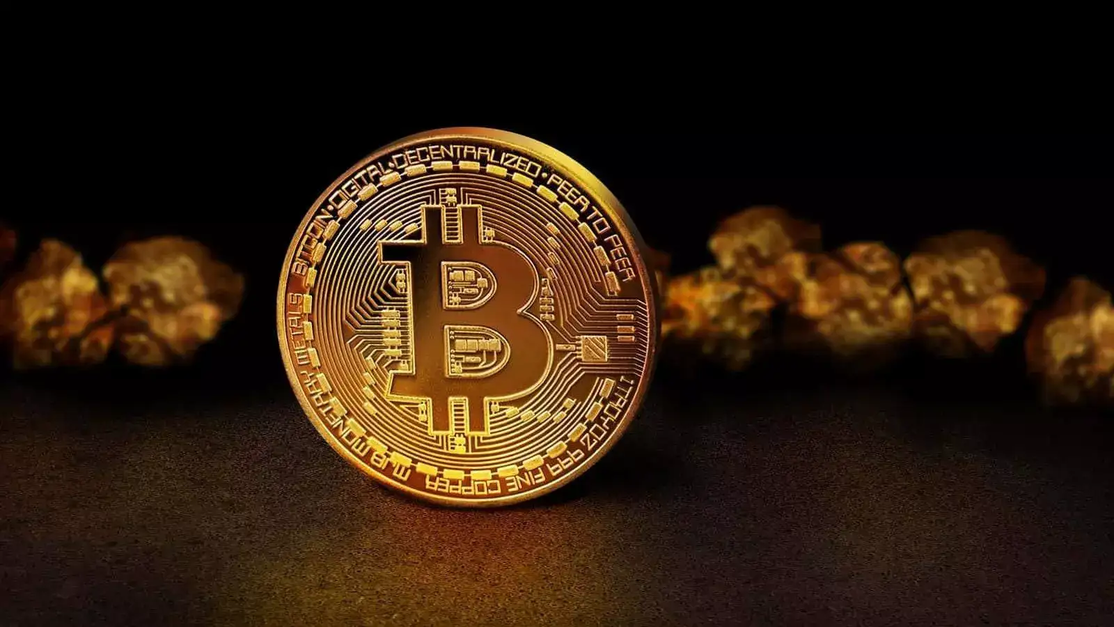 Bitcoin rebounds to $82,000 after briefly falling below $80,000 as inflation fears trigger $950 million in liquidations