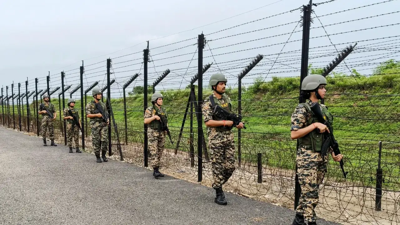Tripura: BSF hands over two detained Bangladeshi policemen to BGB 