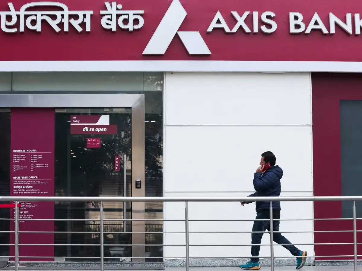 Axis Bank Q2 Results: Net profit jumps 38% YoY to Rs 7,003 crore, NII rises 12%