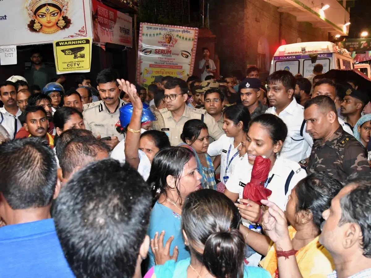 Kolkata Durga Puja pandal stampede kills 17, injures 25; children among dead, Bengal CM cancels programmes 