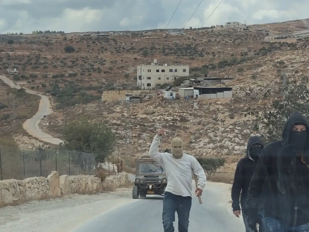 Israeli settlers attack Palestinians, European diplomats in West Bank 