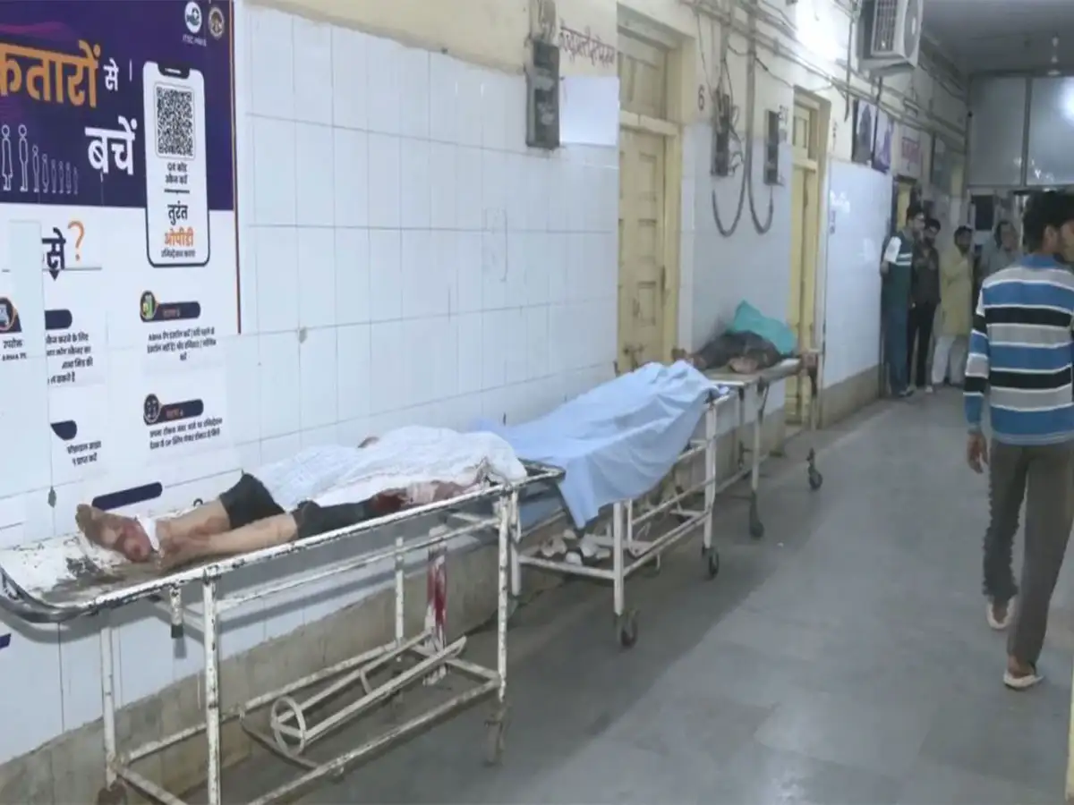 12 dead, several injured as truck runs over devotees near Gwalior's Sheetla Mata temple in Madhya Pradesh 