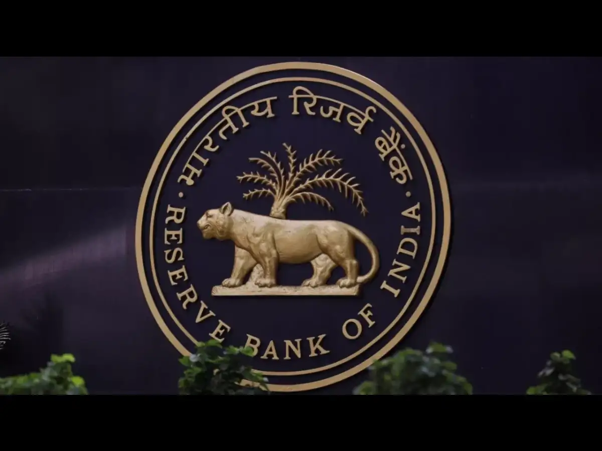 RBI injects Rs 1 lakh crore as liquidity tightens before festive season