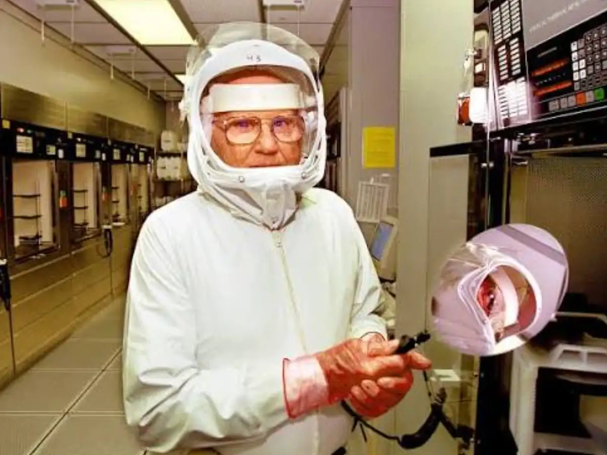 In 1962, Willis Whitfield built a room that continuously swept dust away with filtered air; the idea became essential for computer chips, NASA and modern electronics 