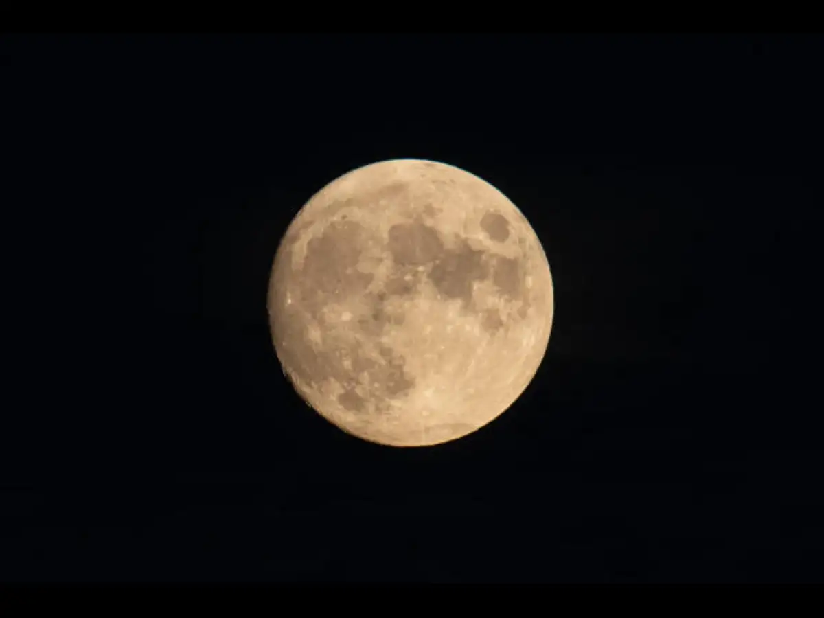 October hunter moon
