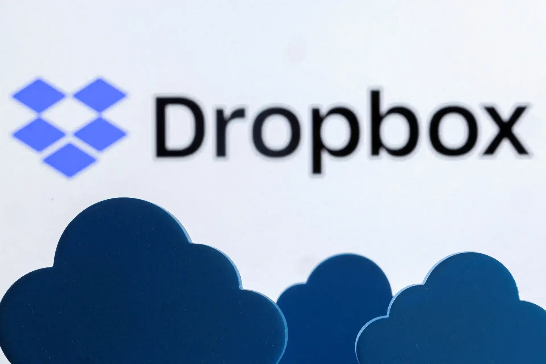 Dropbox announces reduction of global workforce by about 9%