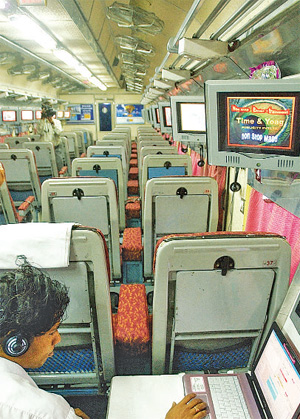 Shatabdi express delhi to agra online booking