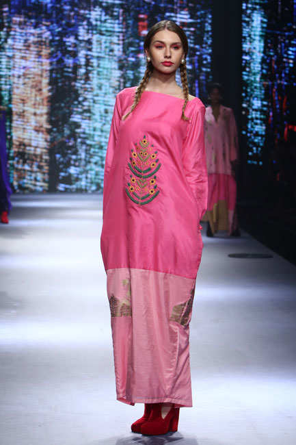 Masaba Gupta at the Amazon India Fashion Week SS17: Chic, classy, and ...
