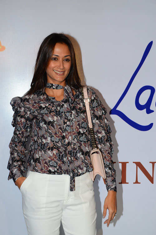 From Karan Johar to Alia Bhatt, Bollywood turns up at Twinkle Khanna's ...