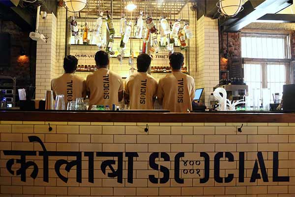 Mcdonald Desi Recipes Are Going Global Who S Building The Mcdonald S Of Indian Food The Economic Times