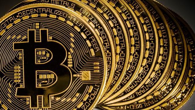 bitcoin comercial la aur