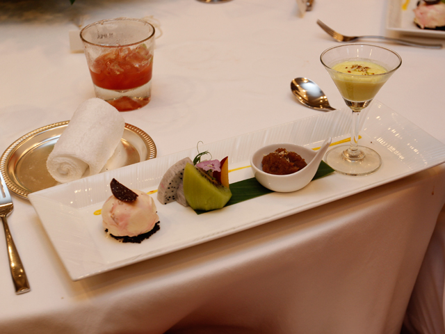 Gucci Et Awards 2017 Mughlai Main Course Gucci Gremolata And Molecular Gastronomy On The Menu The Economic Times