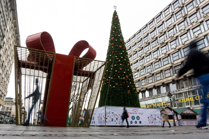 mumbai a 65 feet tall tree over 10 000 lights and a last wish mumbai s christmas story the economic times https economictimes indiatimes com magazines panache a 65 feet tall christmas tree over 10000 lights and a last wish mumbais christmas story articleshow 62240239 cms