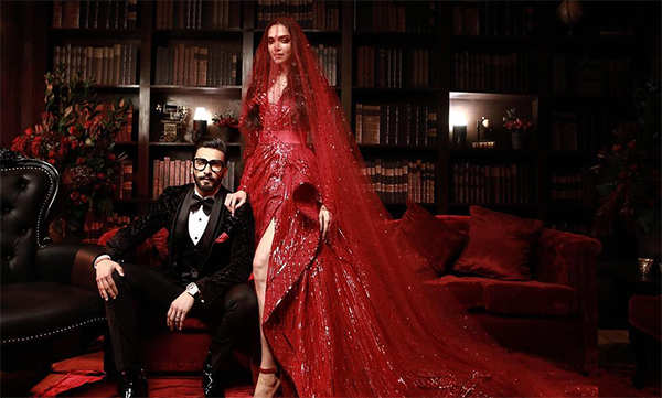 Deepika Padukone & Ranveer Singh are all set to RULE at their wedding  reception!- The Etimes Photogallery Page 4