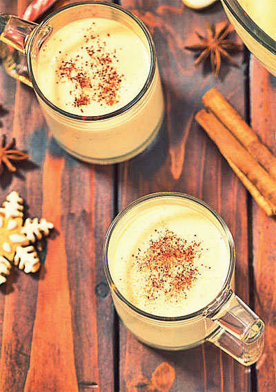 420 Eggnog Glasses Stock Photos, High-Res Pictures, and Images - Getty  Images