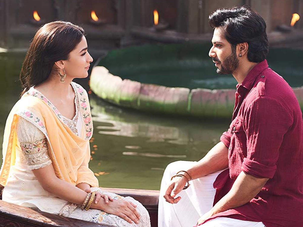 9XM - Watch #AliaBhatt in a totally different avatar with the gracious  Madhuri Dixit - Nene in the first song of the upcoming movie, #Kalank. Watch  #GharMorePardesiya now playing exclusively on 9XM.