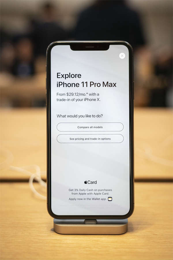 Gone In A Jiffy Iphone 11 11 Pro Out Of Stock On Amazon