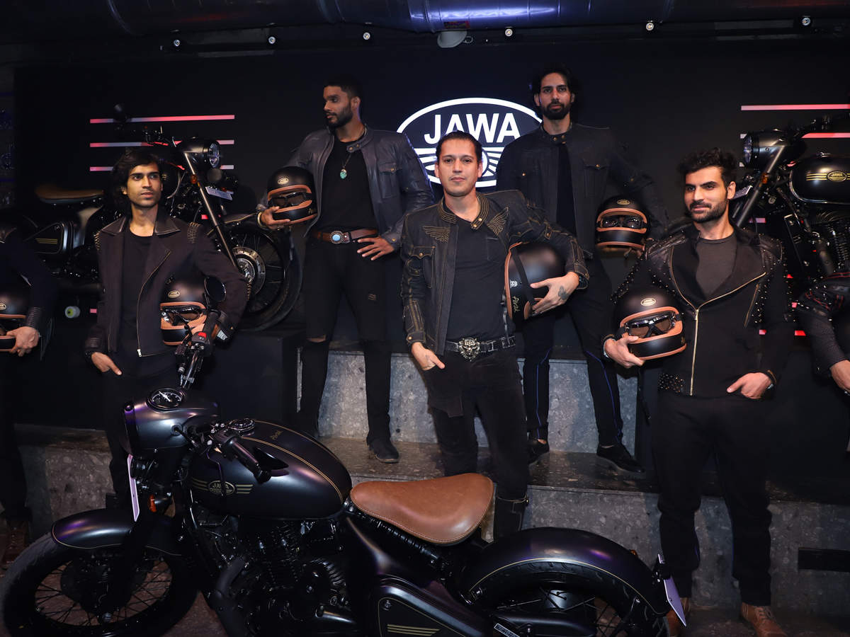 Arjun Khanna: Designer Arjun Khanna loves leather jackets, but prefers denim  for bike rides - The Economic Times