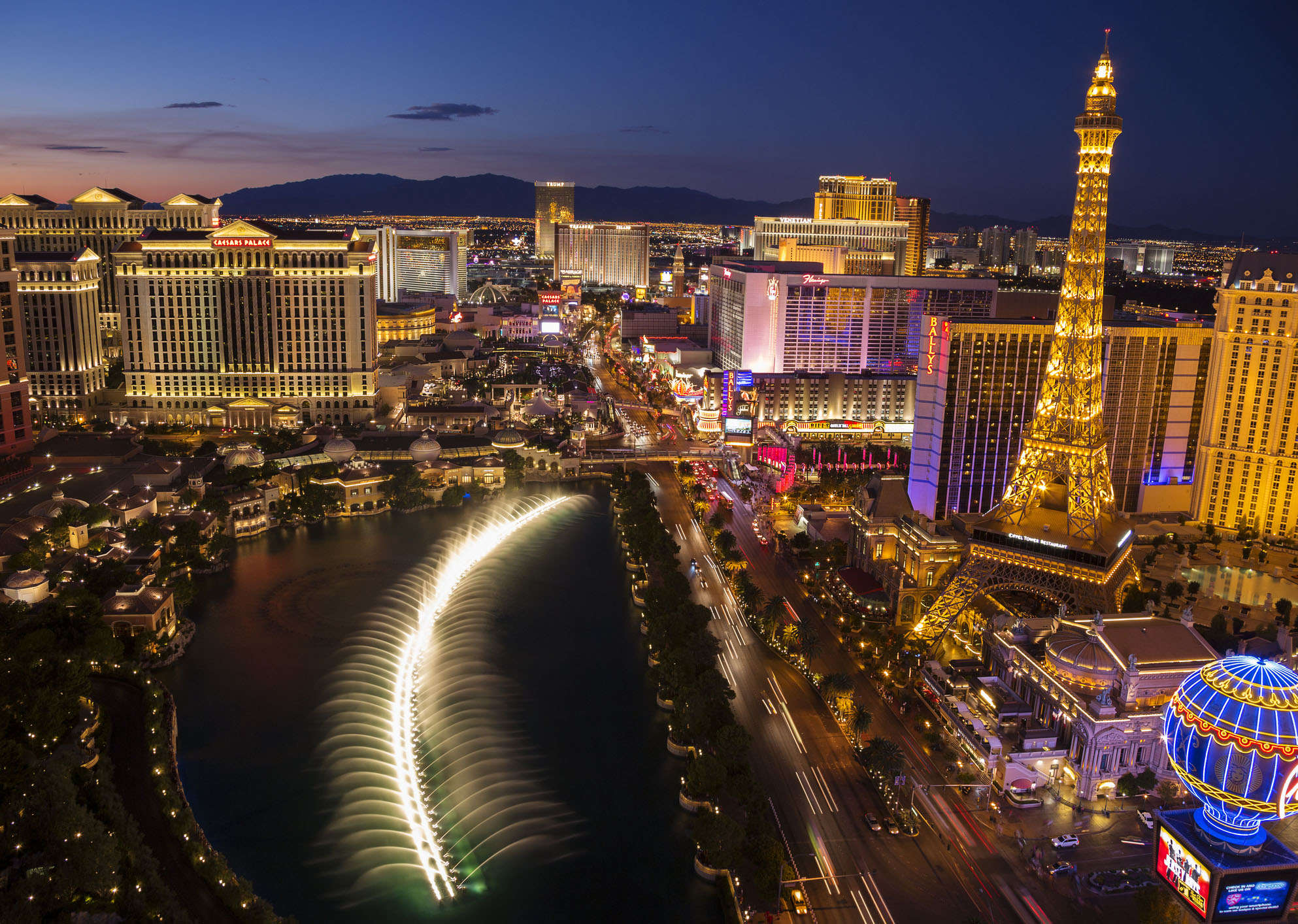 Welcome To Las Vegas Sign Stock Photo - Download Image Now - Las Vegas, The  Strip - Las Vegas, Night - iStock