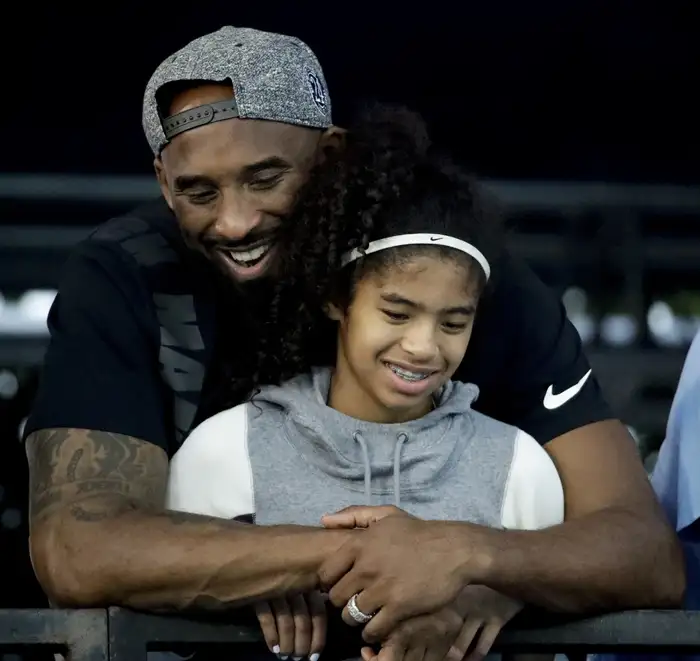 Kobe Bryant and his daughter were killed when a helicopter they were travelling in crashed amid foggy conditions and burst into flames in the hills above Calabasas. Kobe Bryant and his daughter were killed when a helicopter they were travelling in crashed amid foggy conditions and burst into flames in the hills above Calabasas.
