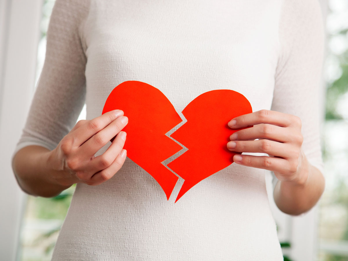Valentine's Day: 'Cause love hurts: 'Broken Heart Syndrome' can cause  severe chest pain after breakup or loss of a loved one - The Economic Times