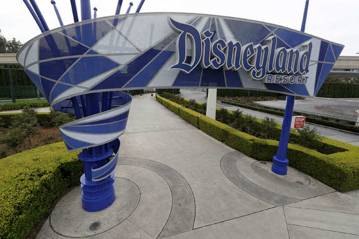 Universal studios hollywood: Disneyland, Walt Disney World closed  indefinitely due to coronavirus pandemic - The Economic Times