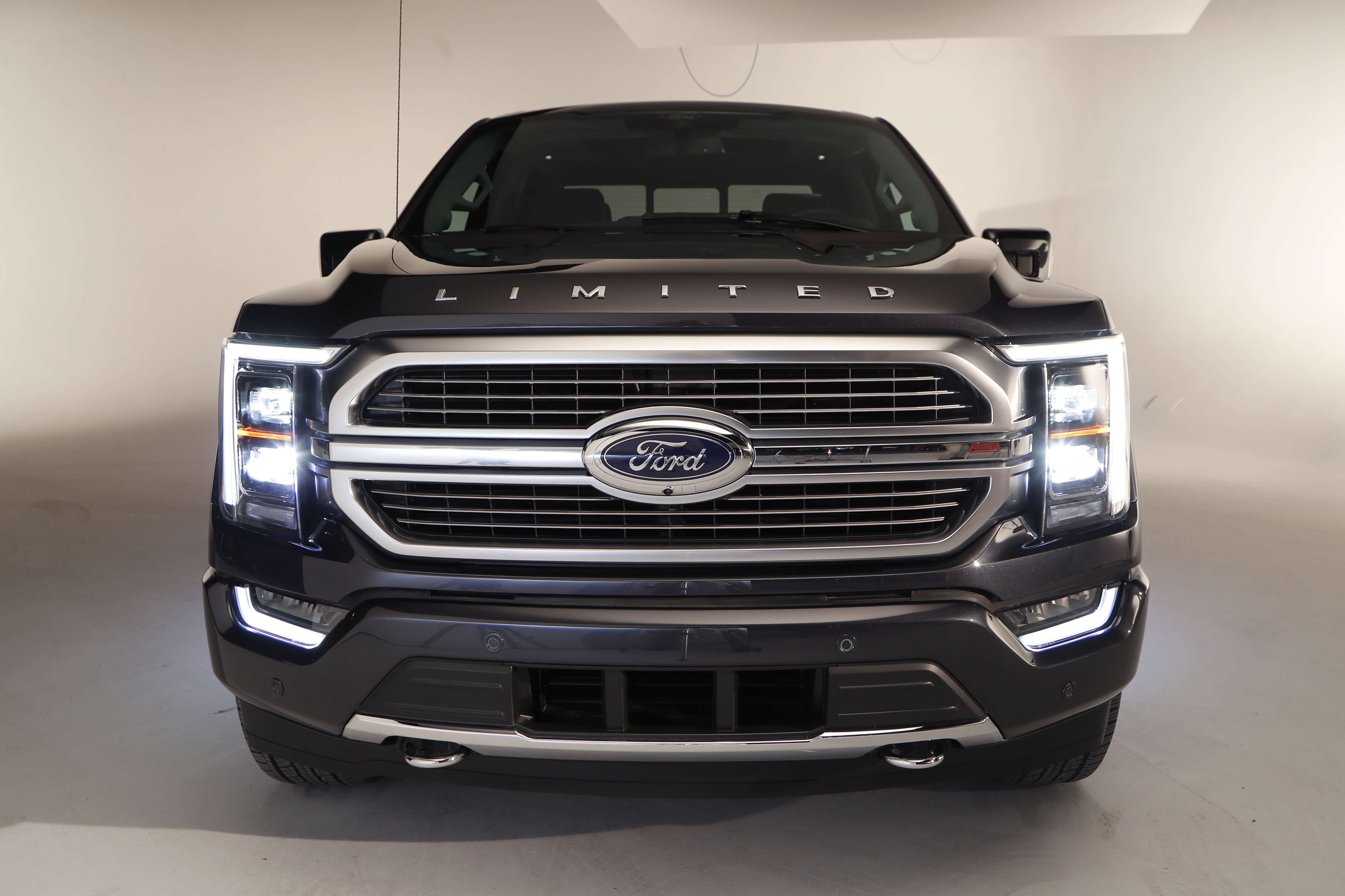 Ford F150 Price: Ford F-150 gets a revamp, interior & hands-free driver  assist system remain the main focus - The Economic Times