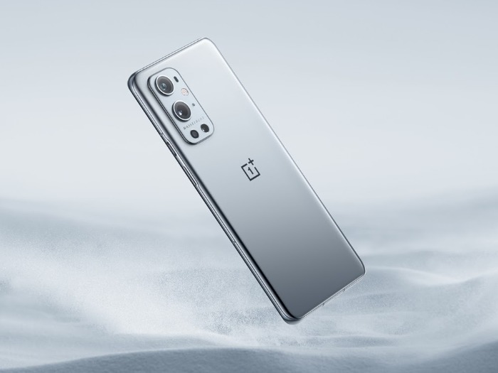 Oneplus 9 Pro Reviews 7 Reasons Why Oneplus 9 Pro Is A Good Camera Smartphone The Economic Times