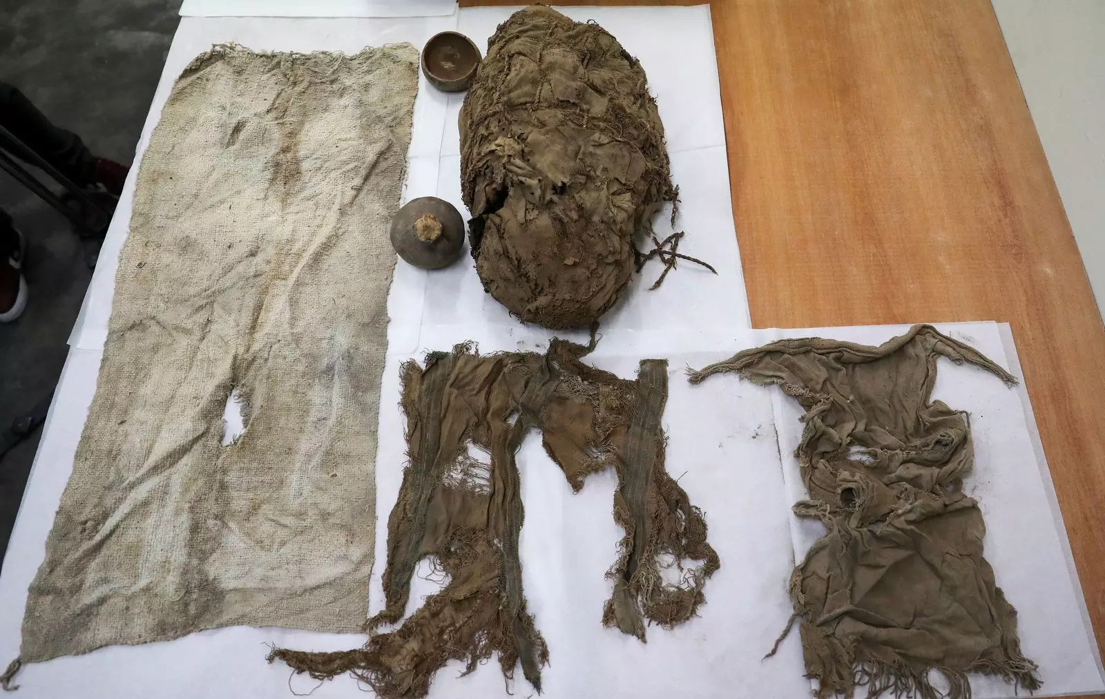 lima: Lima museum displays ancient Peruvian mummy from 800-1200 AD ...