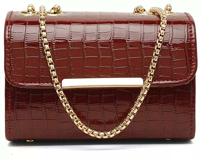 Womens Purses: Ladies Leather & Coin Purses Online | Myntra