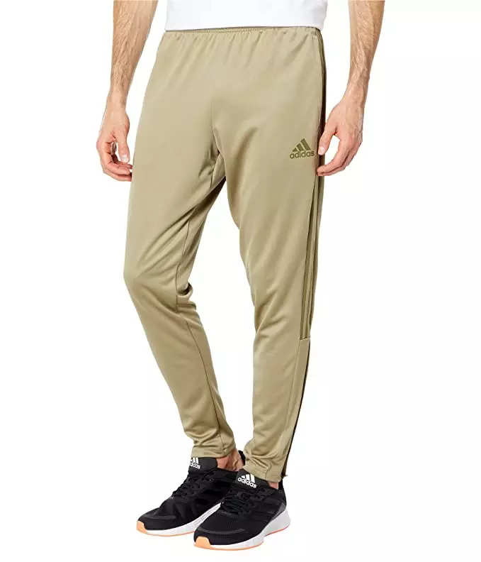19 Best Joggers for Men in 2023: Gussied-Up Sweats From Champion,  Lululemon, and Rick Owens | GQ