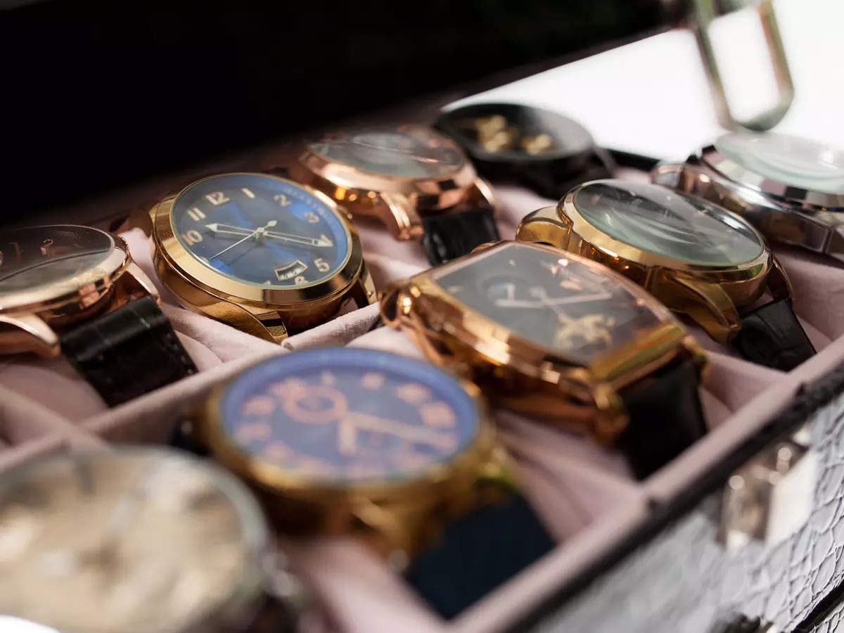 Online sales of second-hand luxury watches: what are the benefits? –  Gadgets, fashion and tech for women – Gizmodiva
