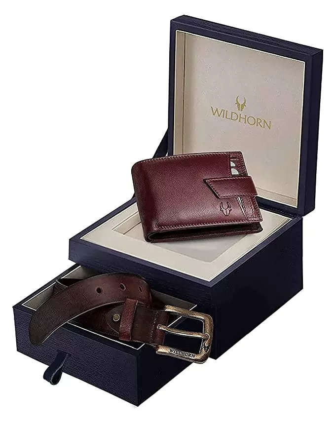 Buy Green Wallets for Men by WILDHORN Online | Ajio.com