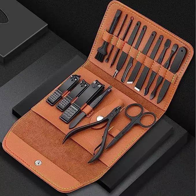 manicure pedicure tool kit 9 ManicurePedicure tool kits under Rs.600