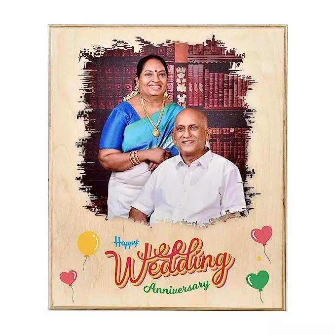 8 unique wedding gift ideas for every budget – LoveRollers ® | Tantra  Chairs India | Made in India