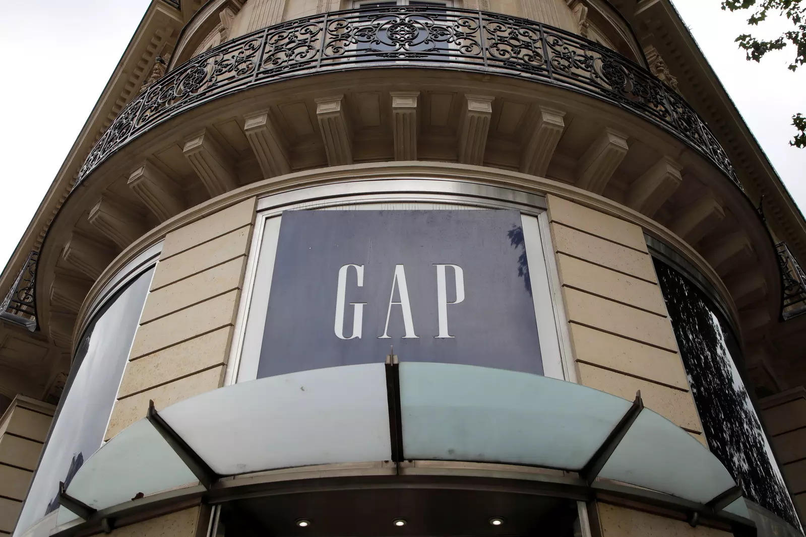 Gap taps NFT craze by taking classic hoodies digital