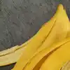8 simple ways to use banana peel for clear, glowing skin