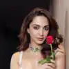 chinese dress ladies Kiara advani in Saaksha & Kinni main image 1