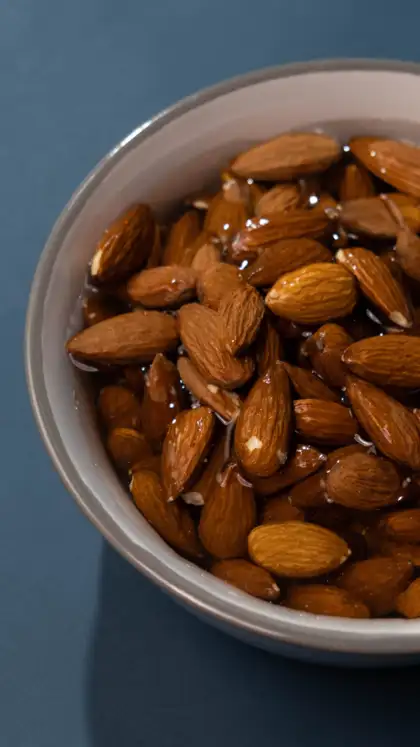 8 Ways Soaked Almonds support your weight loss