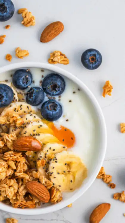 Greek yogurt with berries & chia seeds