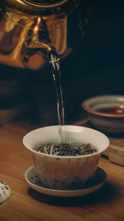 7 Reasons You Should Avoid Drinking Tea Immediately After a Meal