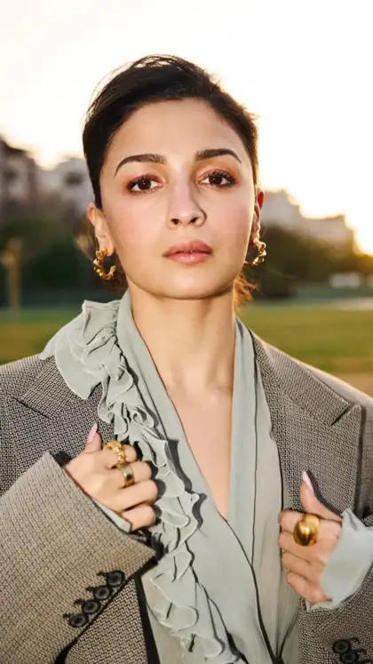 Alia Bhatt's Inspired Morning Routine for glowing skin