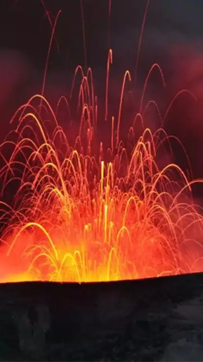 7 most active volcanoes in the world 