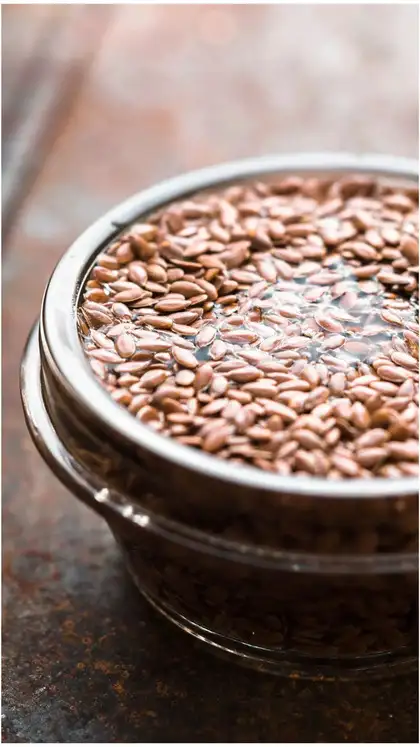 5 benefits of mixing flax seeds in water